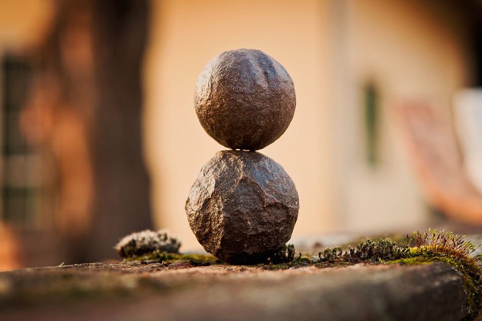 two round rocks