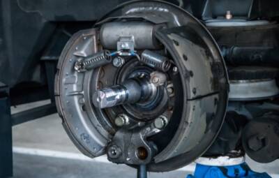 Coach of the drum brake Coach of the drum brake